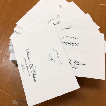 classic-wedding-guest-name-cards